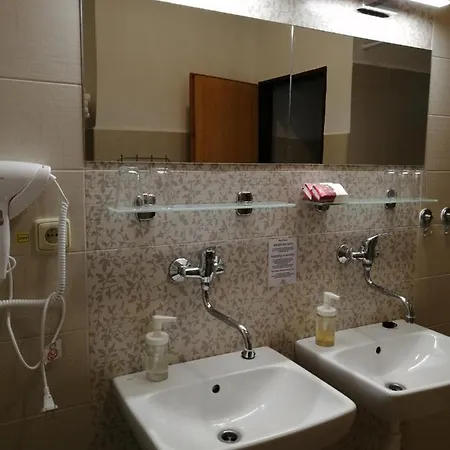 Hotel Chytrov Volfirov